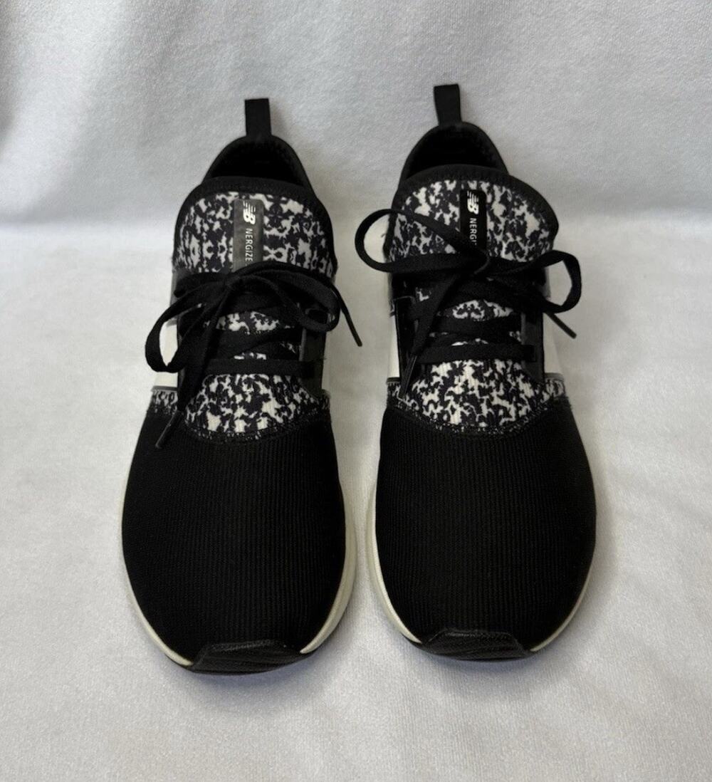 New Balance Nergize Sport Womens 10 Slip On Sneakers Black athletic Lightweight‎